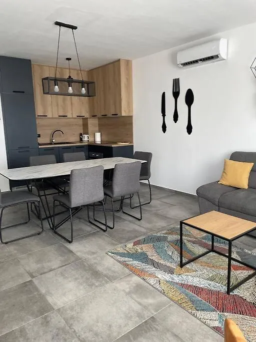 Luxury Apartment Sofia 2 بيبينيا